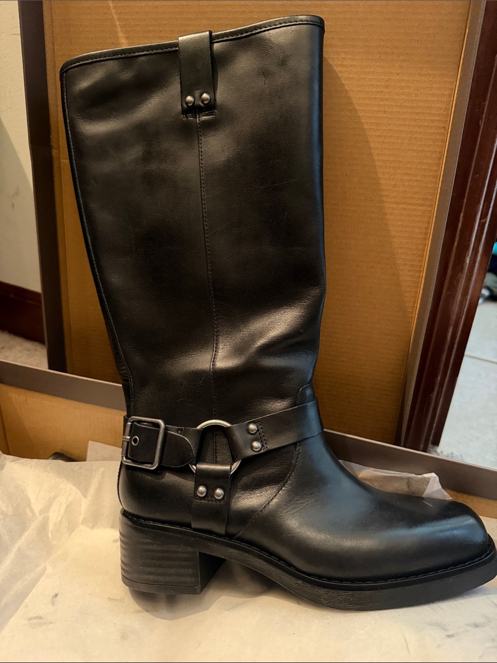 Crown vintage Black Women's Mid-Calf Leather Harness Boots